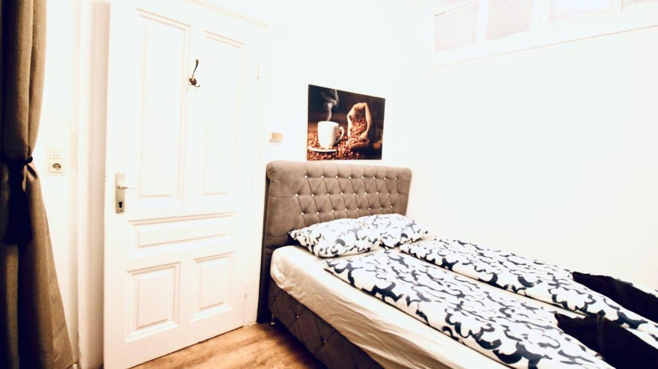 Modern Double Room Js A Viena Exterior foto